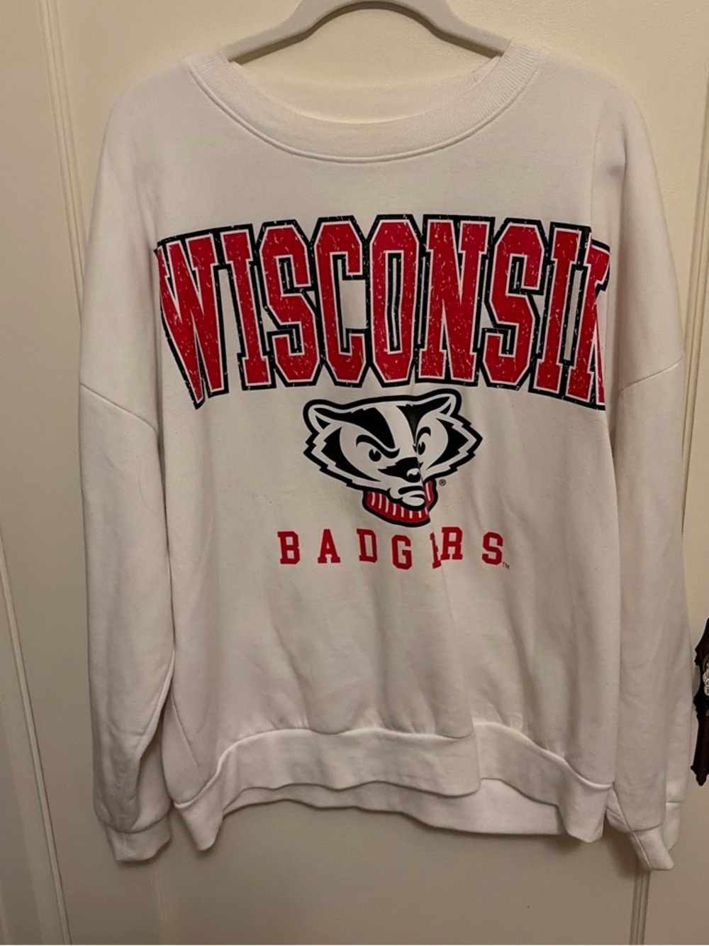 Game day Couture Wisconsin Badgers White Logo Sweatshirt